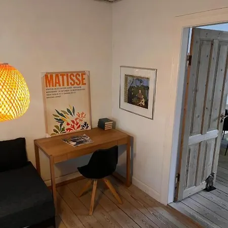 Charming Heritage Townhouse * Odense