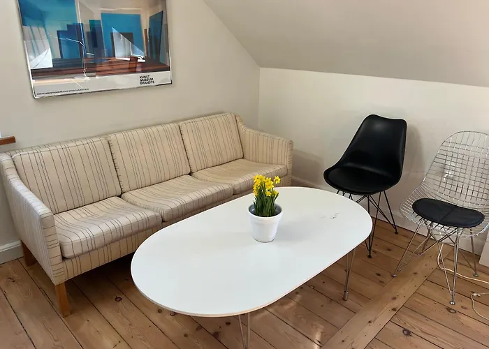 Charming Heritage Townhouse Semesterbostad