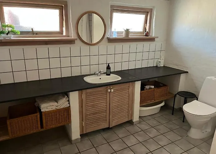 Charming Heritage Townhouse Odense