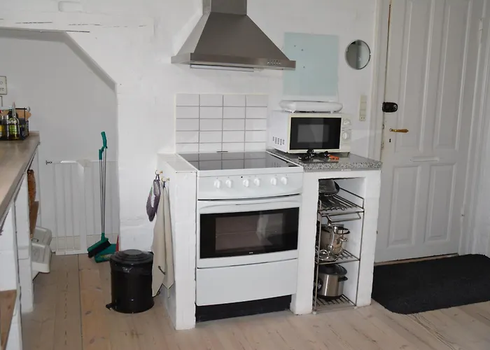 Charming Heritage Townhouse *