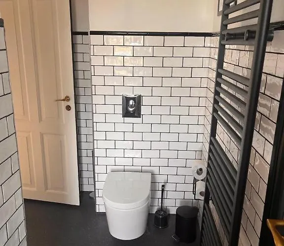 Semesterbostad Charming Heritage Townhouse Odense