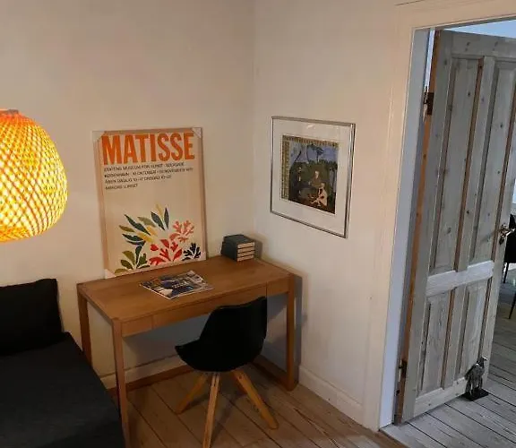 Charming Heritage Townhouse * Odense